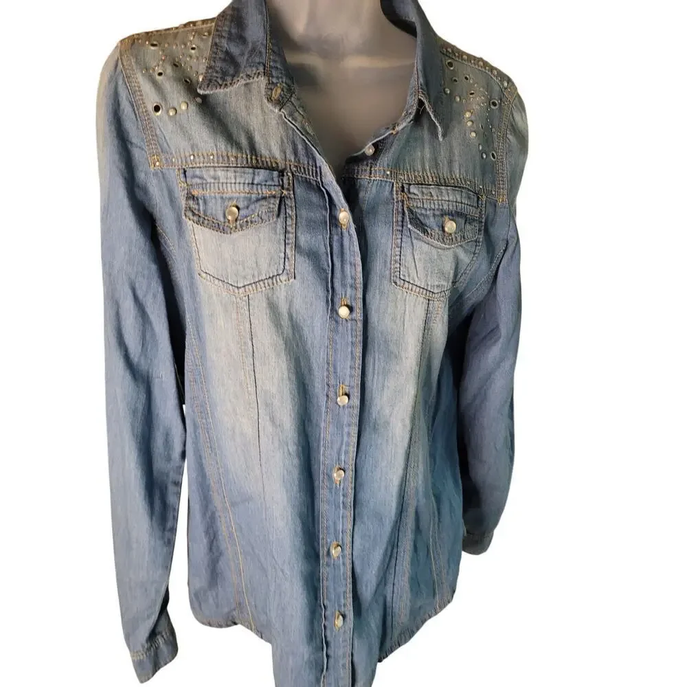 Jeans By Buffalo Denim Shirt Long or 3/4 Sleeve Studded Design New Sz M